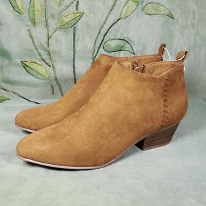 🚫SOLD🚫 Old Navy weatherproof ankle booties